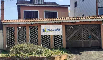 Sobrado com 5 dorms, Vila Oceanopolis, Mongaguá - R$ 600 mil, Cod: 831150