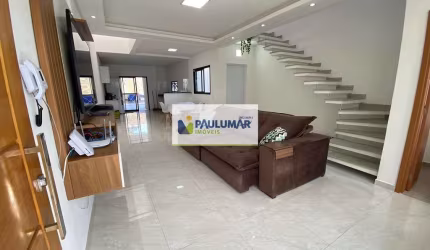 Sobrado com 3 dorms, Vera Cruz, Mongaguá - R$ 750 mil, Cod: 831339