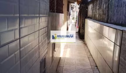 Casa de Vila com 1 dorm, Real, Praia Grande - R$ 120 mil, Cod: 832979