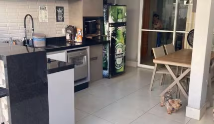 Vende-se Sobrado no condomínio Vivere