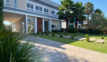 Sobrado com 4 dormitórios à venda, 415 m² por R$ 2.400.000,00 - Central Park - Cachoeirinha/RS