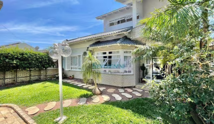Sobrado com 5 dormitórios à venda, 273 m² por R$ 1.500.000,00 - Parque da Matriz - Cachoeirinha/RS