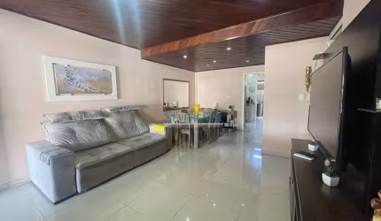 Casa com 4 dormitórios à venda, 158 m² por R$ 265.000,00 - Parque da Matriz - Cachoeirinha/RS