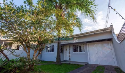 Casa com 3 dormitórios à venda, 115 m² por R$ 440.000,00 - Vila Márcia - Cachoeirinha/RS