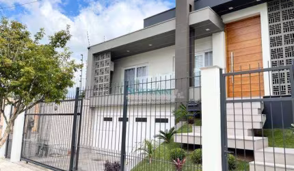 Casa com 3 dormitórios à venda, 132 m² por R$ 850.000,00 - Vale do Sol - Cachoeirinha/RS