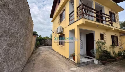 Sobrado com 2 dormitórios à venda, 295 m² por R$ 742.000,00 - Parque Granja Esperança - Cachoeirinha/RS