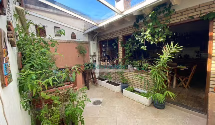Sobrado com 3 dormitórios à venda, 210 m² por R$ 550.000,00 - Parque da Matriz - Cachoeirinha/RS