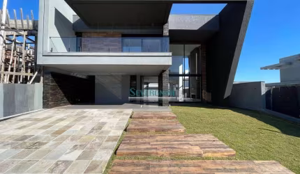 Sobrado com 3 dormitórios à venda, 242 m² por R$ 1.800.000,00 - Distrito Industrial - Cachoeirinha/RS