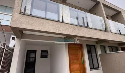 Sobrado com 2 dormitórios à venda, 90 m² por R$ 484.000,00 - Vale do Sol - Cachoeirinha/RS