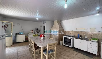 Casa com 2 dormitórios à venda, 178 m² por R$ 244.700,00 - COHAB - Cachoeirinha/RS