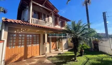 Sobrado com 3 dormitórios à venda, 250 m² por R$ 750.000,00 - Vera Cruz - Gravataí/RS
