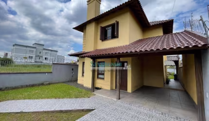 Sobrado com 3 dormitórios à venda, 165 m² por R$ 739.900,00 - Centro - Cachoeirinha/RS