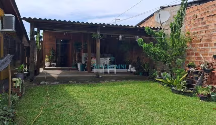 Casa com 3 dormitórios à venda, 75 m² por R$ 259.000,00 - Jardim Betânia - Cachoeirinha/RS