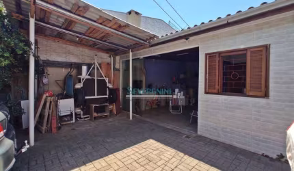 Casa com 3 dormitórios à venda, 127 m² por R$ 220.000,00 - Jardim Do Bosque - Cachoeirinha/RS