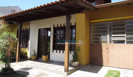Casa com 2 dormitórios à venda, 159 m² por R$ 450.000,00 - Parque da Matriz - Cachoeirinha/RS