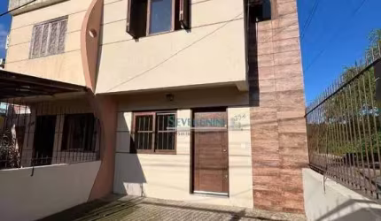 Sobrado com 2 dormitórios à venda, 63 m² por R$ 235.000,00 - Vila Imbui - Cachoeirinha/RS