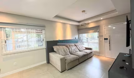 Sobrado com 3 dormitórios à venda, 195 m² por R$ 990.000,00 - Vale do Sol - Cachoeirinha/RS