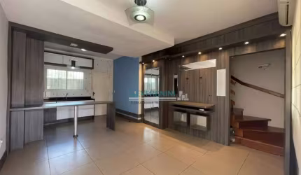 Sobrado com 3 dormitórios à venda, 94 m² por R$ 420.000,00 - City - Cachoeirinha/RS