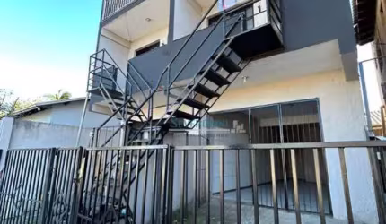Sobrado com 2 dormitórios para alugar, 108 m² por R$ 1.560,01/mês - Parque da Matriz - Cachoeirinha/RS