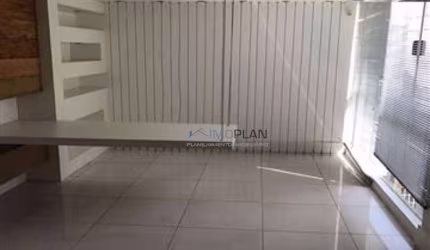 PRÉDIO COMERCIAL