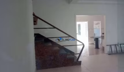 ÓTIMO SOBRADO RESIDENCIAL