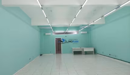 AMPLA SALA - NÍVEL SUPERIOR
