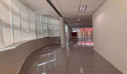 PRÉDIO COMERCIAL