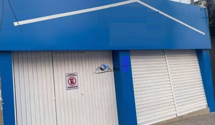 CASA COMERCIAL NO CENTRO