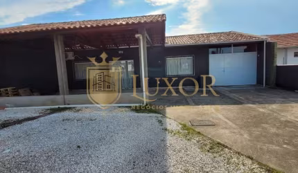 Casa localizada na Armação de Penha SC, 3 dormitórios perto do Beto Carrero