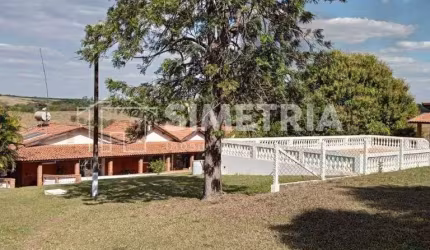 Chácara com 2 casas e piscina – Bairro Chácaras Camargo II – São Pedro/SP