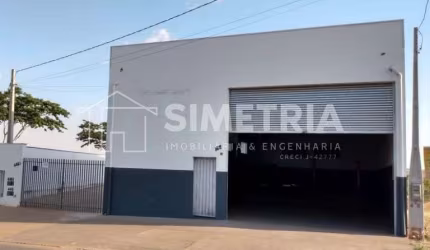2 Barracões  - Reginópolis/SP. AC – 390 m². AT – 607m².