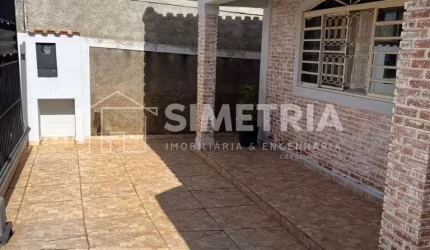 VENDA – Cód. CRV1272501 – Linda casa com 3 dormitórios no Mariluz! 
