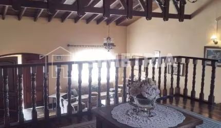 VENDA – Cód. CRV1452505 – Uma Casa de Fazenda dentro da cidade!