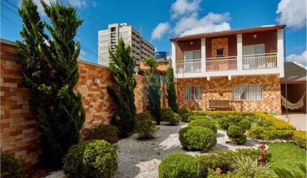 Casa Ampla Com 3 Dormitórios à Venda no Jordanópolis