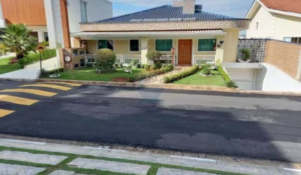 'Arujá: Casa dos Sonhos com Estilo de Vida Único'