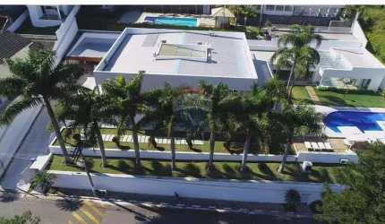 Luxo e Conforto: Mansão em Arujá com 9 Suítes