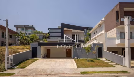 Casa com 4 dormitórios à venda, 270 m² por R$ 2.550.000,00 - Urbanova - São José dos Campos/SP