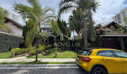 Casa com 3 dormitórios à venda, 256 m² por R$ 1.910.000 - Urbanova - São José dos Campos/SP