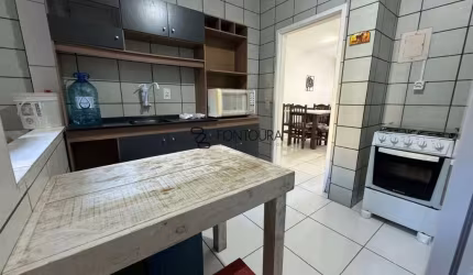 Apartamento com 2 quartos à venda na Rua 300, 415, Meia Praia, Itapema por R$ 650.000