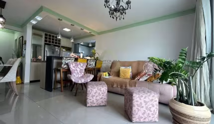 Apartamento com 3 quartos à venda na Rua 420, 671, Morretes, Itapema por R$ 760.000