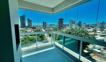 Apartamento com 3 quartos à venda na Rua Nicolau Maggi, 384, Balneário Perequê, Porto Belo por R$ 1.300.000