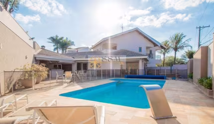 Casa Portal do ParaísoI- R$ 3.000.000,00 - AT 827m²/ AC 532m² - c/ 3 quartos (suítes) - Jundiaí/SP