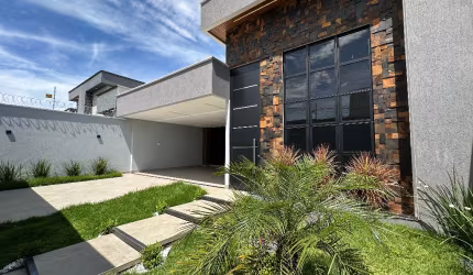 Casa à venda no Village Santa Rita – Conforto, sofisticação e lazer em um só lugar!