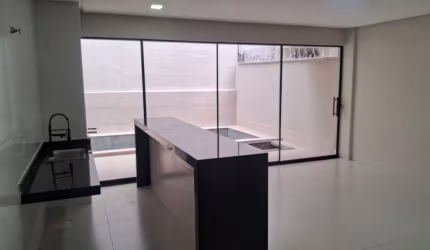 Casa à venda na Rua MDV 4, Moinho dos Ventos, Goiânia, 180 m2 por R$ 890.000