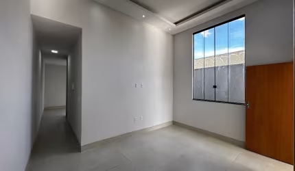 Casa Nova com 2/4 sendo 1 suíte