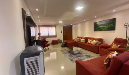 Sobrado Geminado no Jardim Planalto — Conforto, Elegância e Funcionalidade!