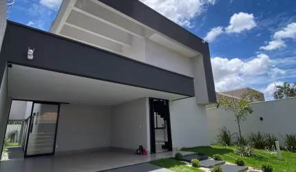 Casa maravilhosa com 3 suítes a venda no Bairro Ilda