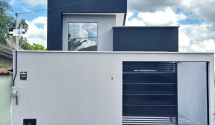 Linda casa no Veiga Jardim