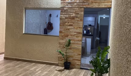 Vende-se ágio de uma ótima casa, 2/4 com suíte