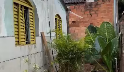 Oportunidade imperdível em casa de 2/4